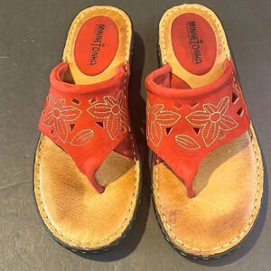 Minnetonka Red Leather Floral Slip On Sandals Size 9